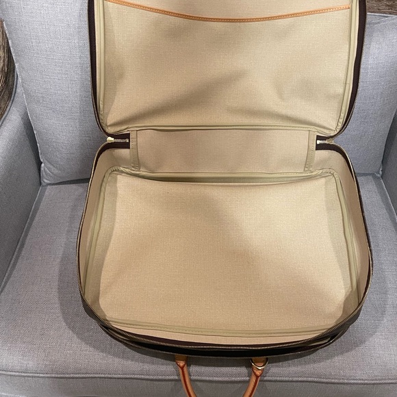 Louis Vuitton luggage Alize two Compartments - Picture 12 of 17